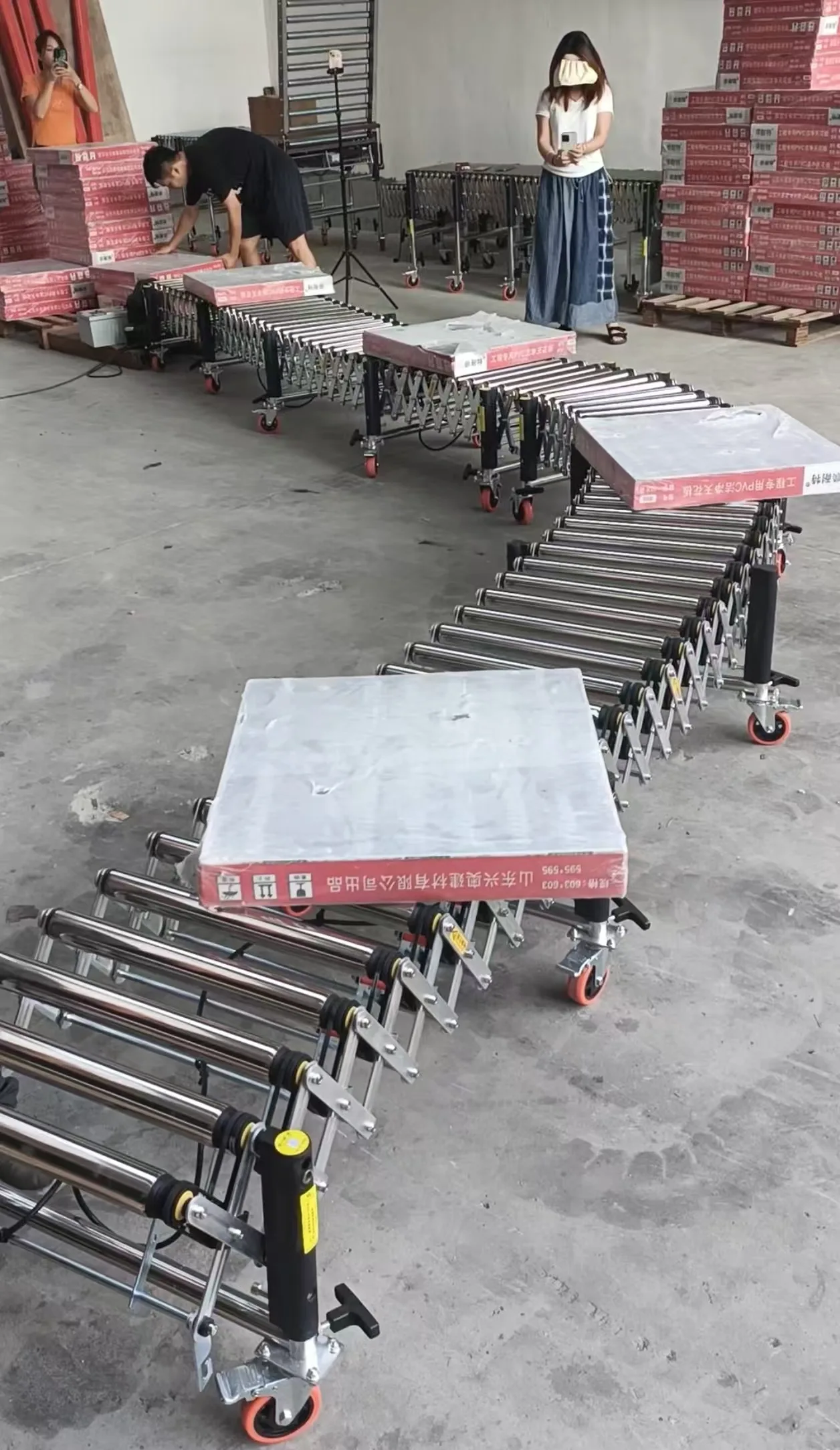 powered roller conveyor