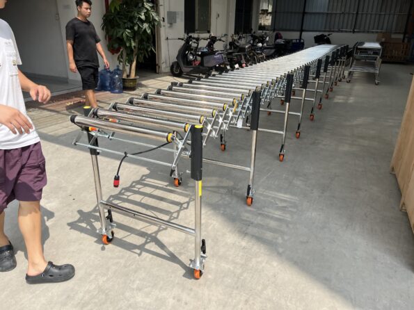 Powered Roller Conveyor Fully Extended