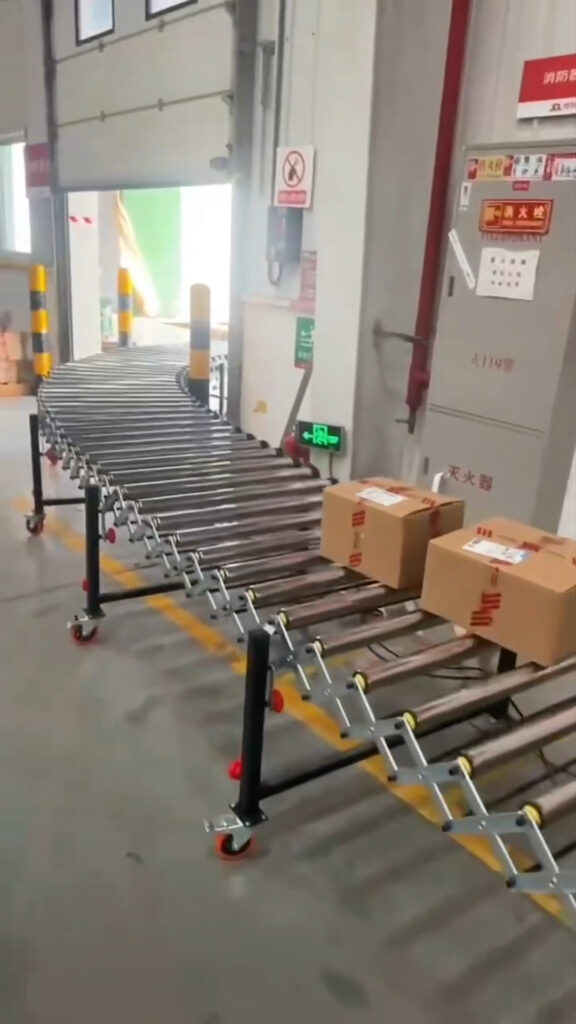 Logistics Parcels in Cartons Conveying and Loading Solution with Powered Roller Conveyor
