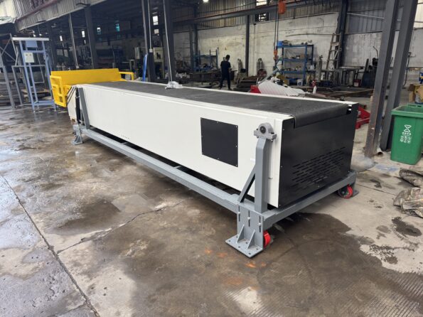 Telescopic Conveyor - 4 Sections